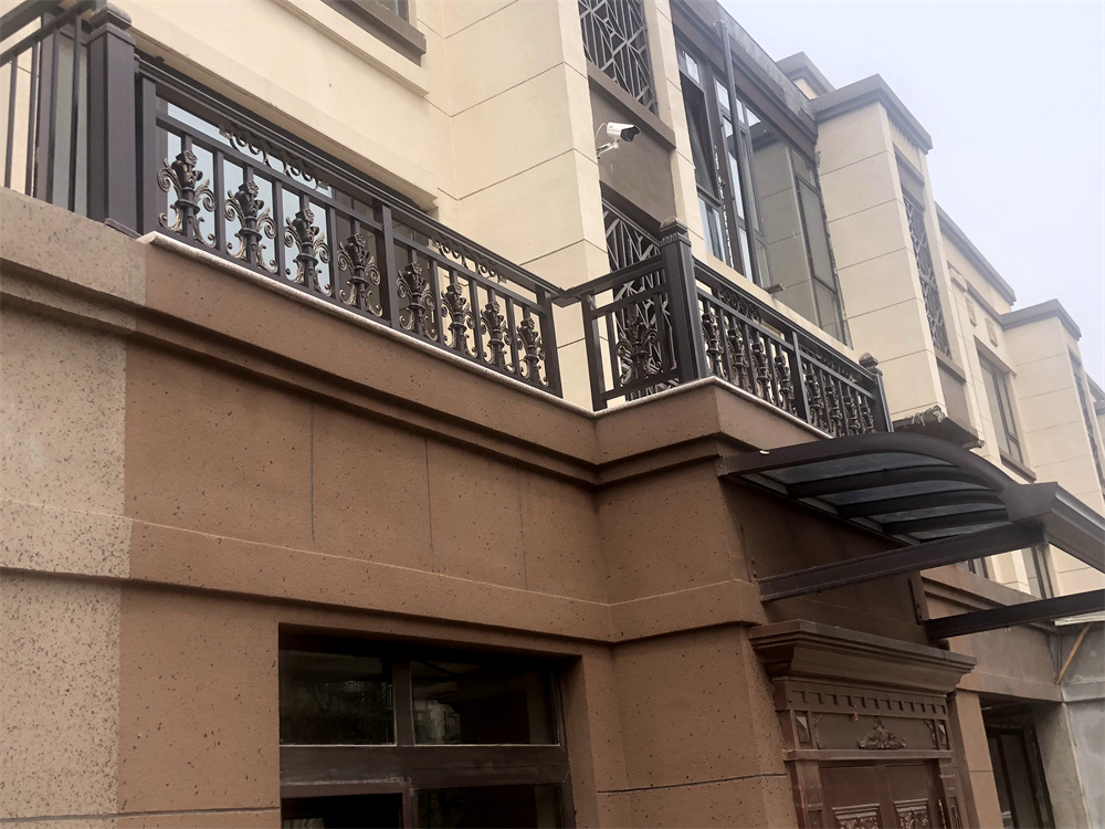 陽(yáng)臺(tái)護(hù)欄